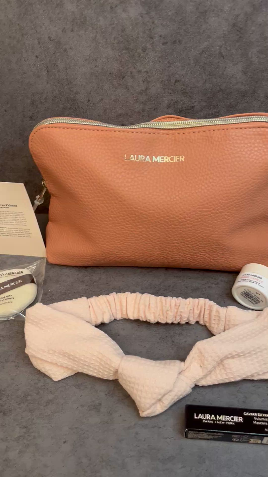 ローラメルシエ Dark Blush Beauty Bag