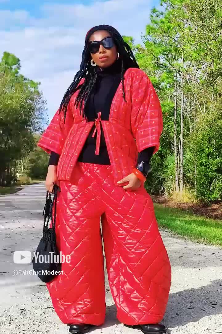 人気沸騰ブラドン VIVI AKIRA – RED IN PANTS PUFFER OVERSIZED パンツ
