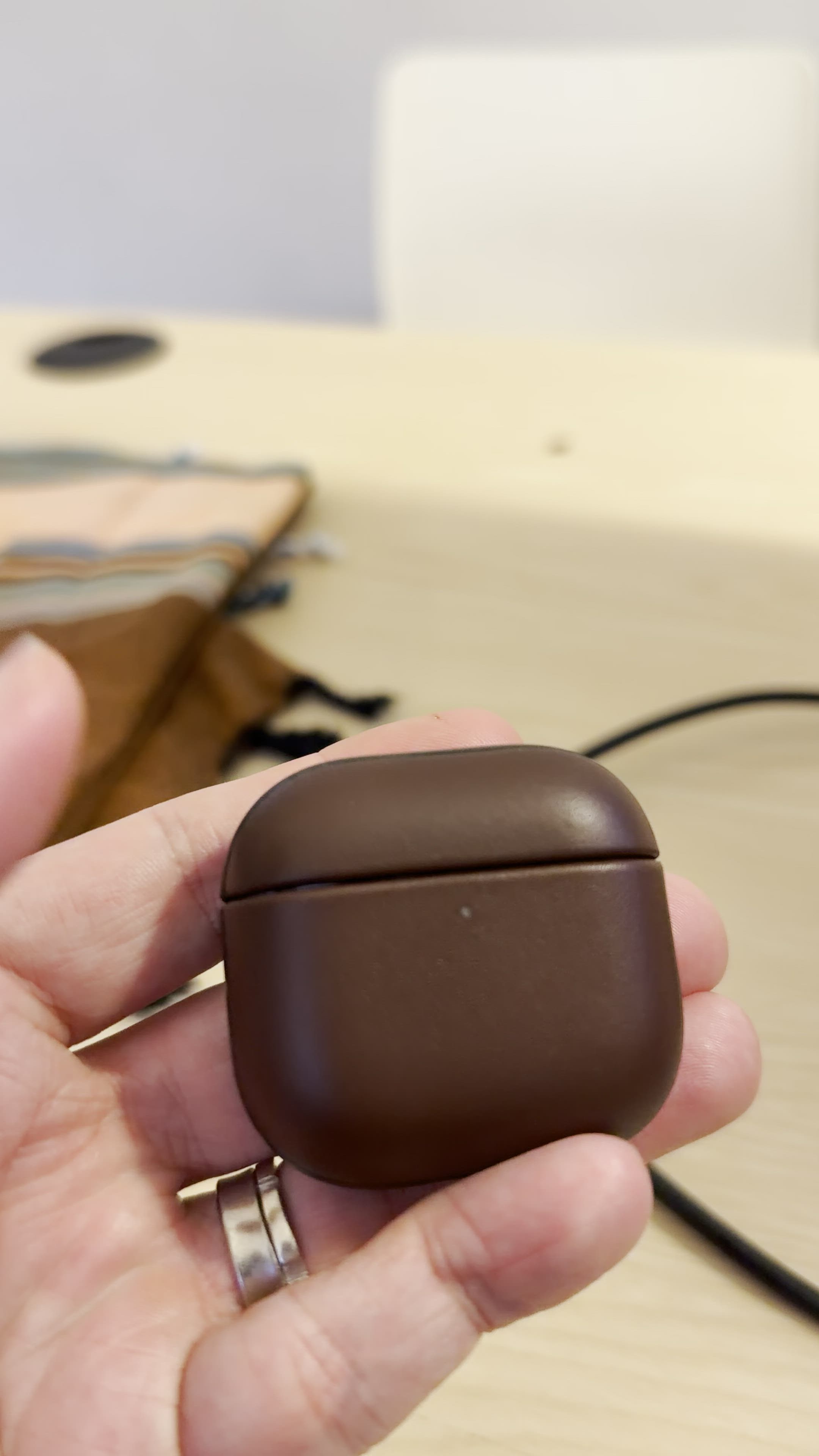 Modern Case - AirPods Pro (2nd gen) - Black - Camino | NOMAD