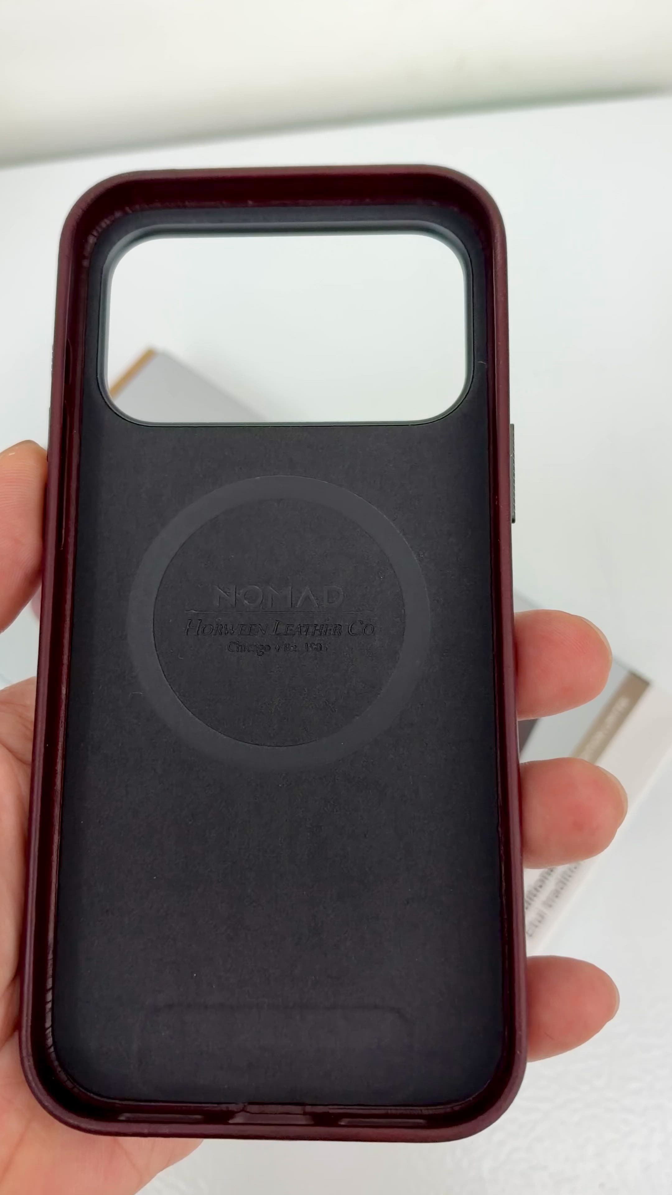 Traditional Case - iPhone 17 Pro Max - Rustic Brown | NOMAD