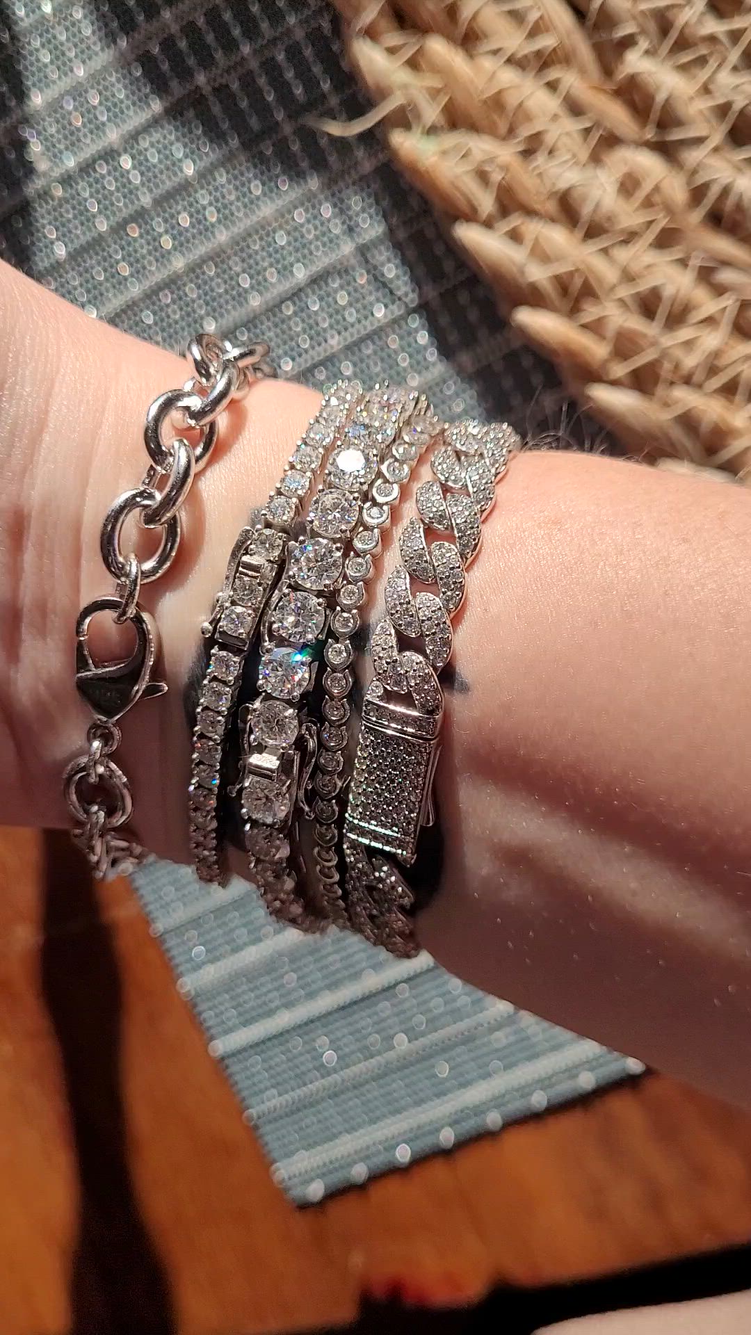 Women's Iced Out Cuban Link Bracelet 8mm