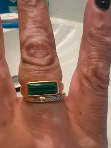 Womens Beveled Malachite Signet Ring