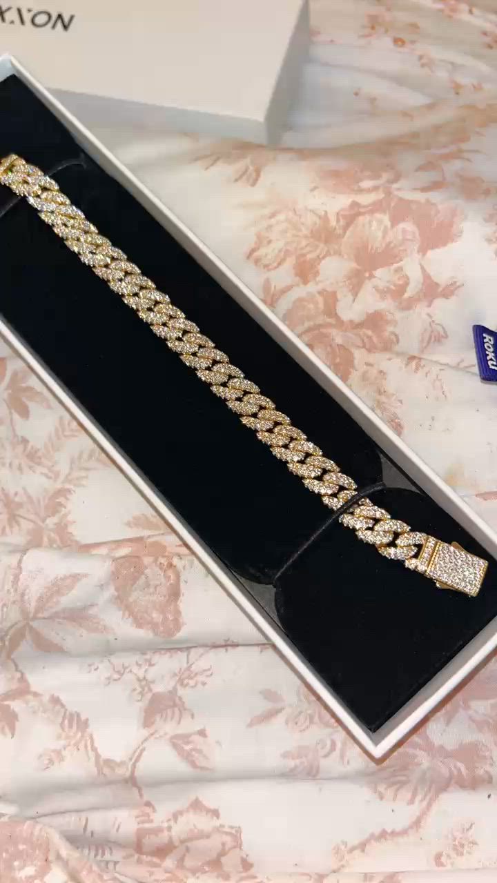 Iced Out Cuban Link Bracelet 10mm