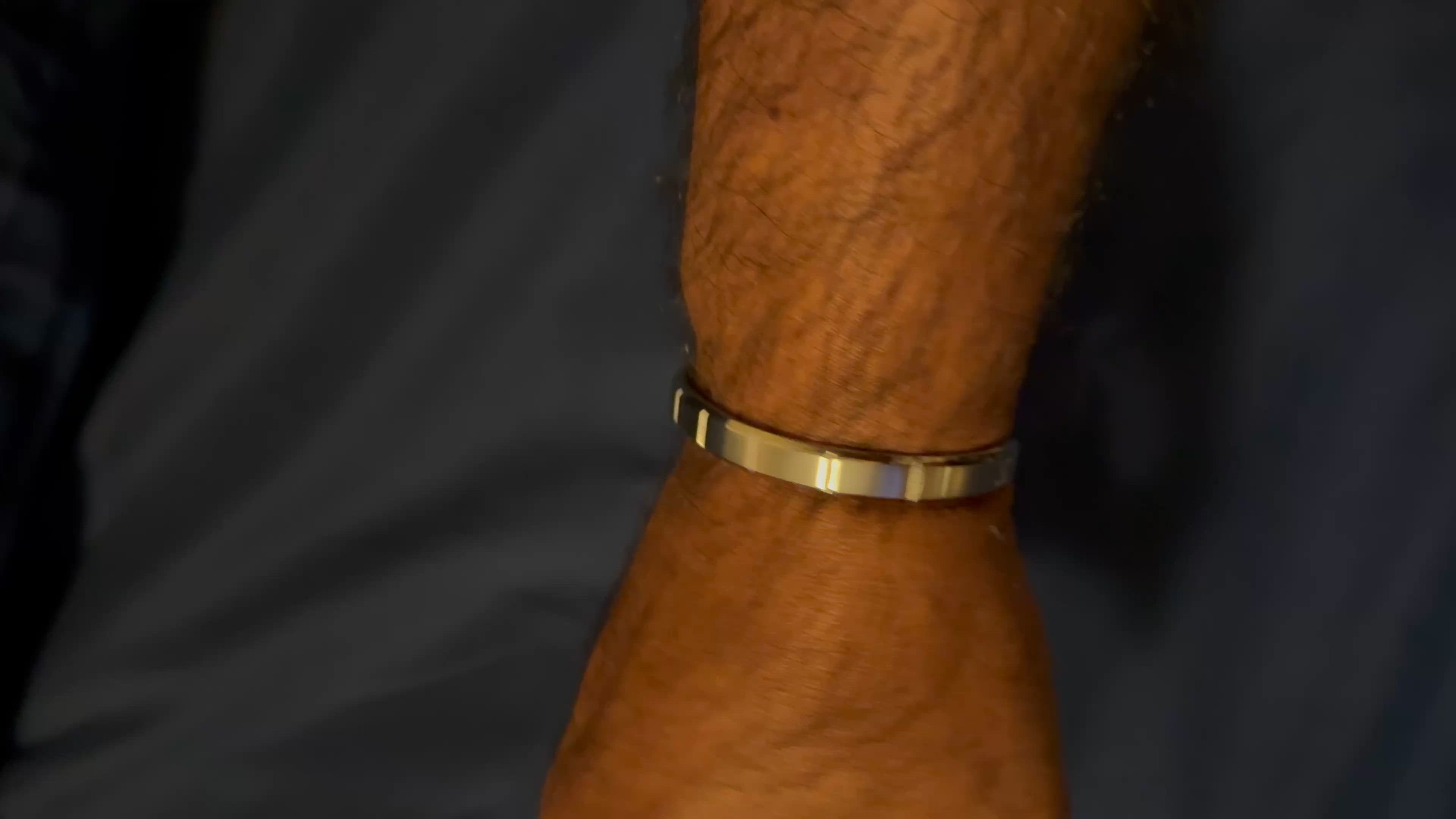 Wilshire Cuff Bracelet Silver