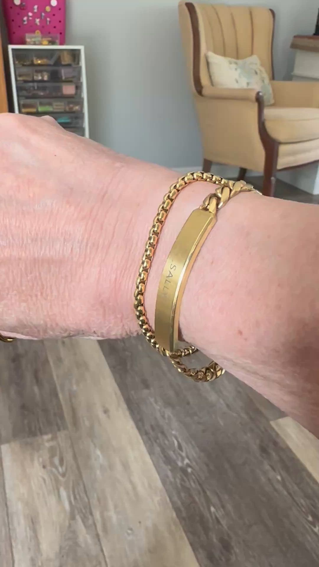 Round Box Bracelet 4mm