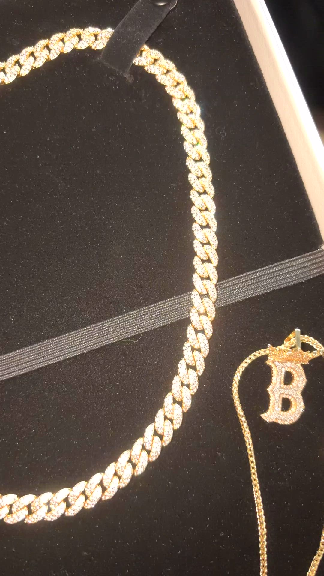 Women's Iced Out Cuban Link Chain 8mm