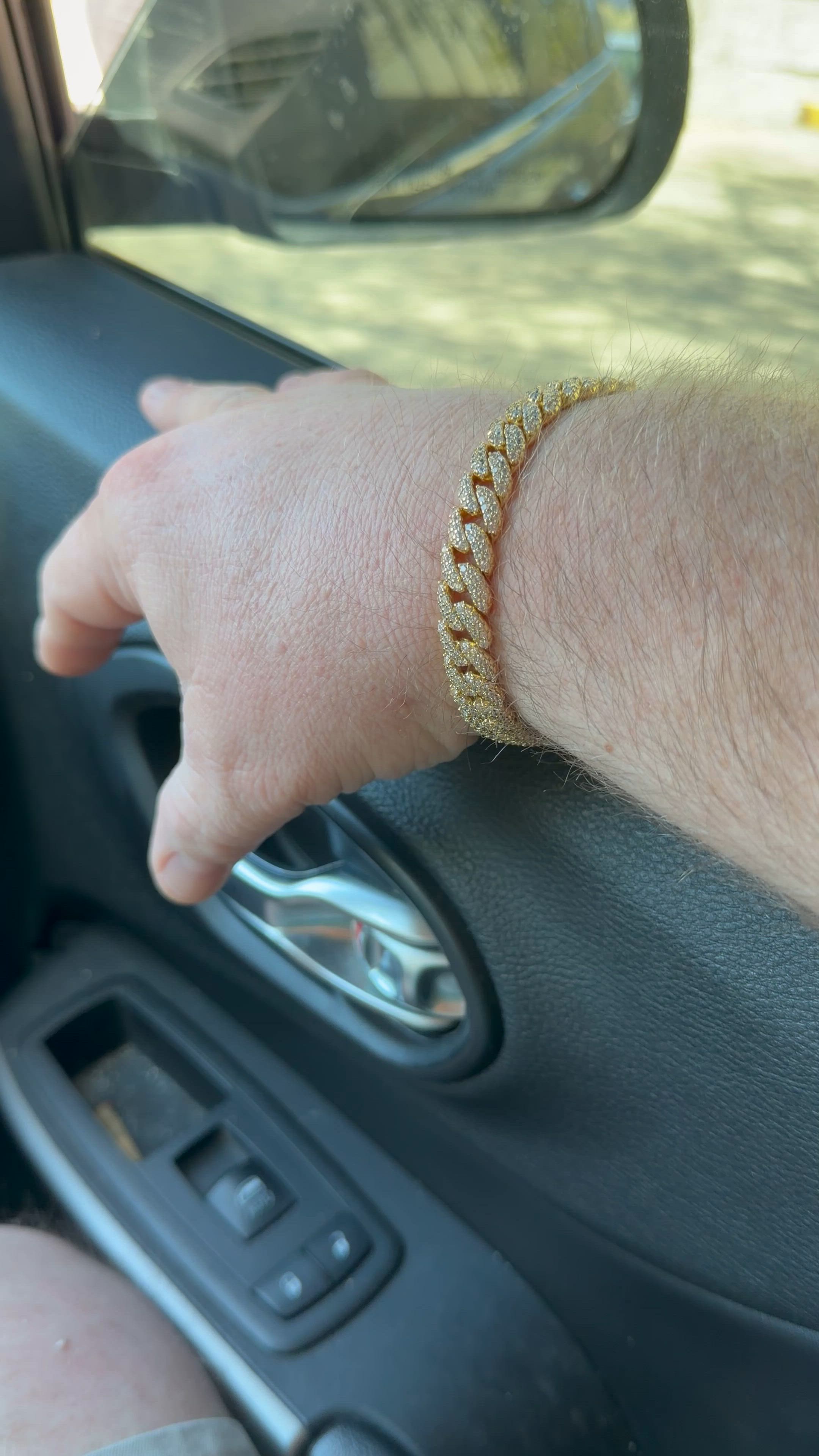 Iced Out Cuban Link Bracelet 10mm