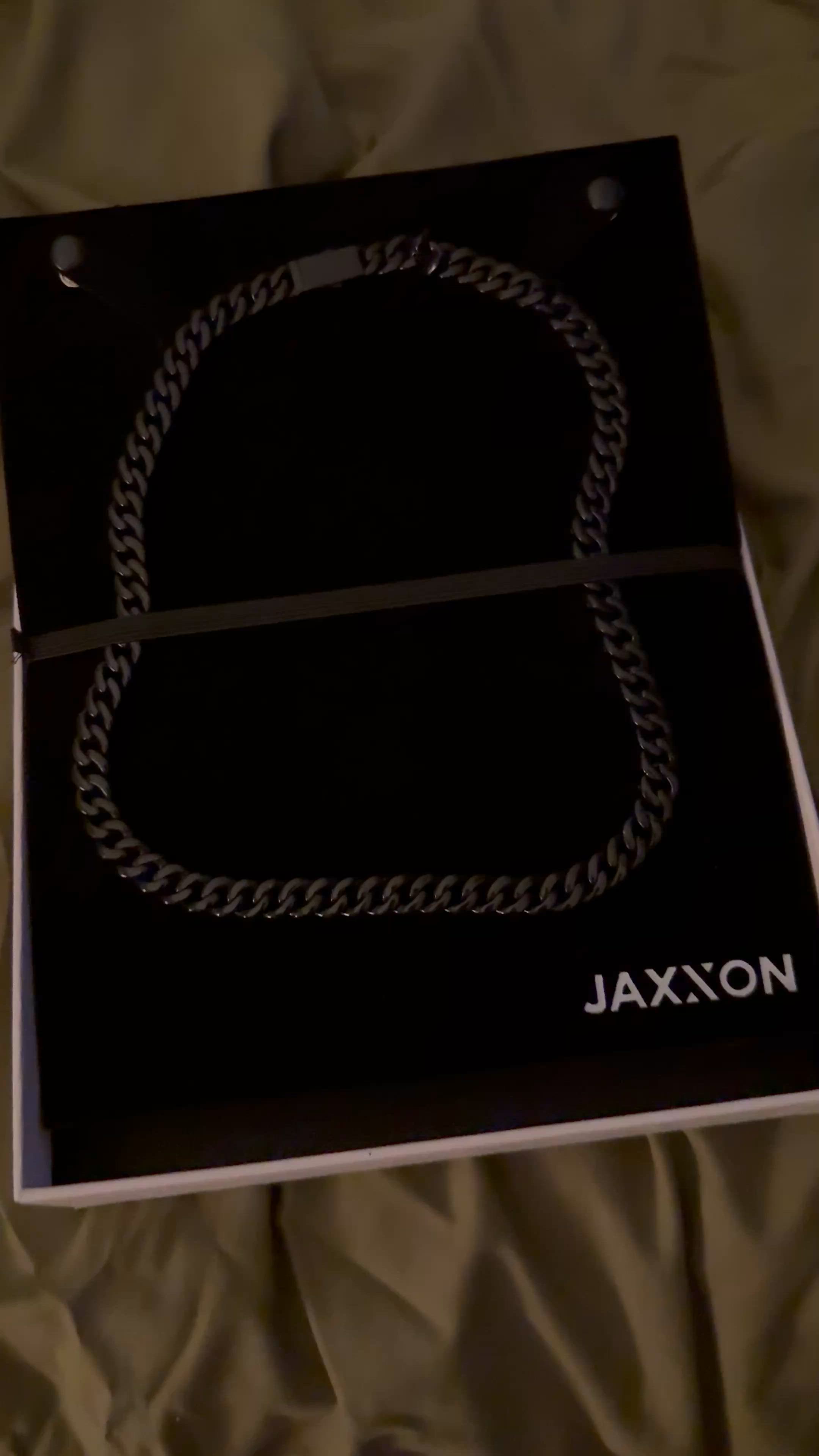 Iced Out Cuban Link Chain 10mm