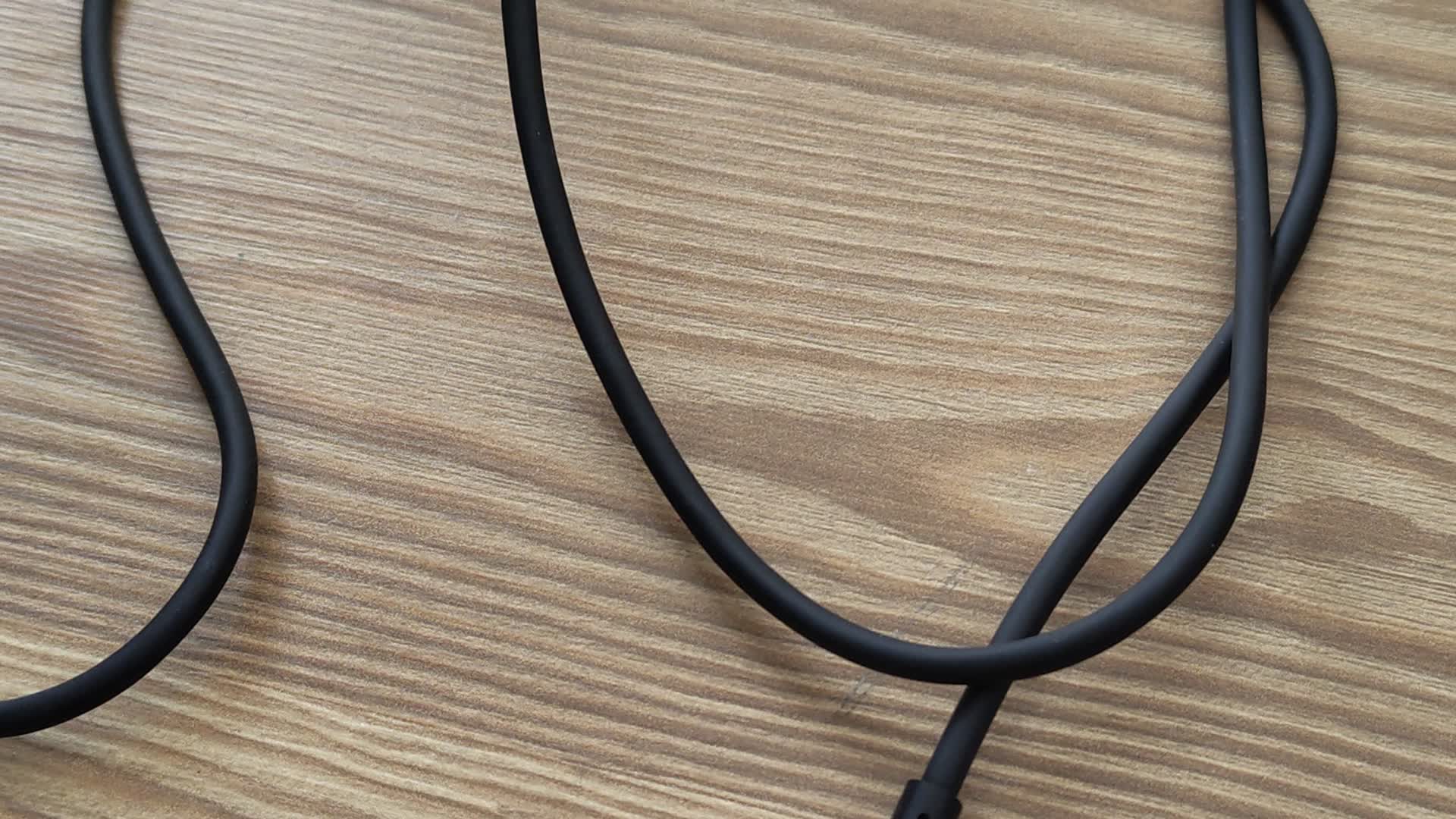 【最安値】VITURE USB-Cケーブル 黒 Amazon.co.jp: VITURE USB-C to C 延長ケーブル（50cm）VITURE