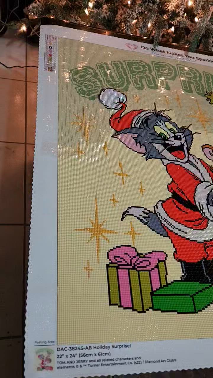 Holiday Surprise! | Diamond Art Club™