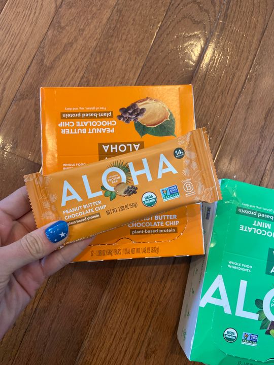 Peanut Butter Chocolate Chip Protein Bar Aloha ALOHA