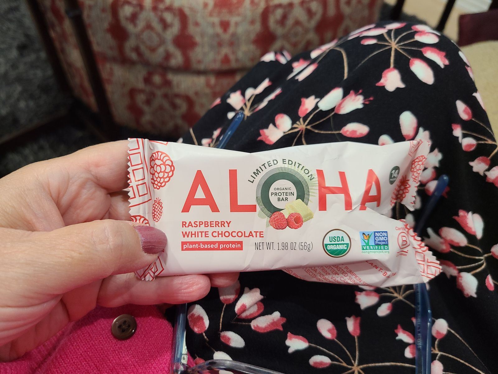Raspberry White Chocolate Protein Bar – Aloha