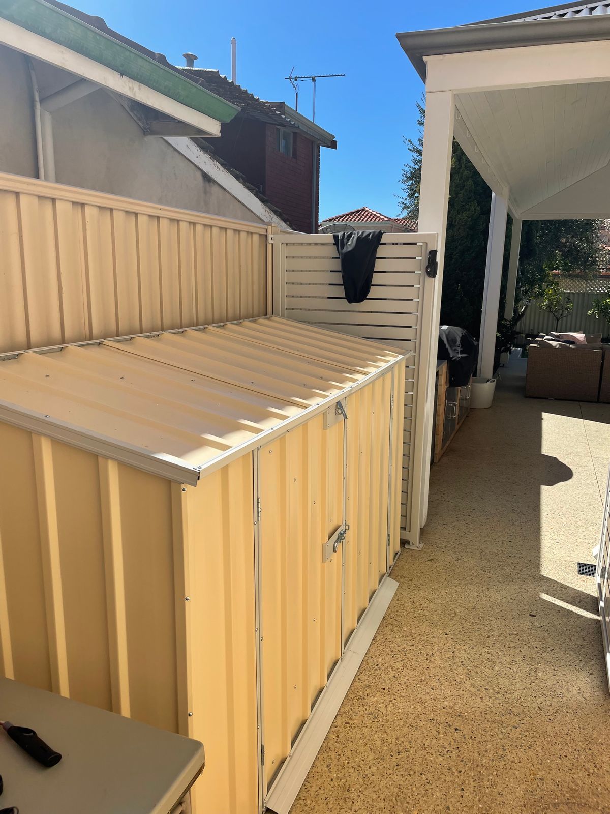 EasyShed Garden Bike Shed 2.25m (w) x 0.78m (d) x 1.34m (h) Classic