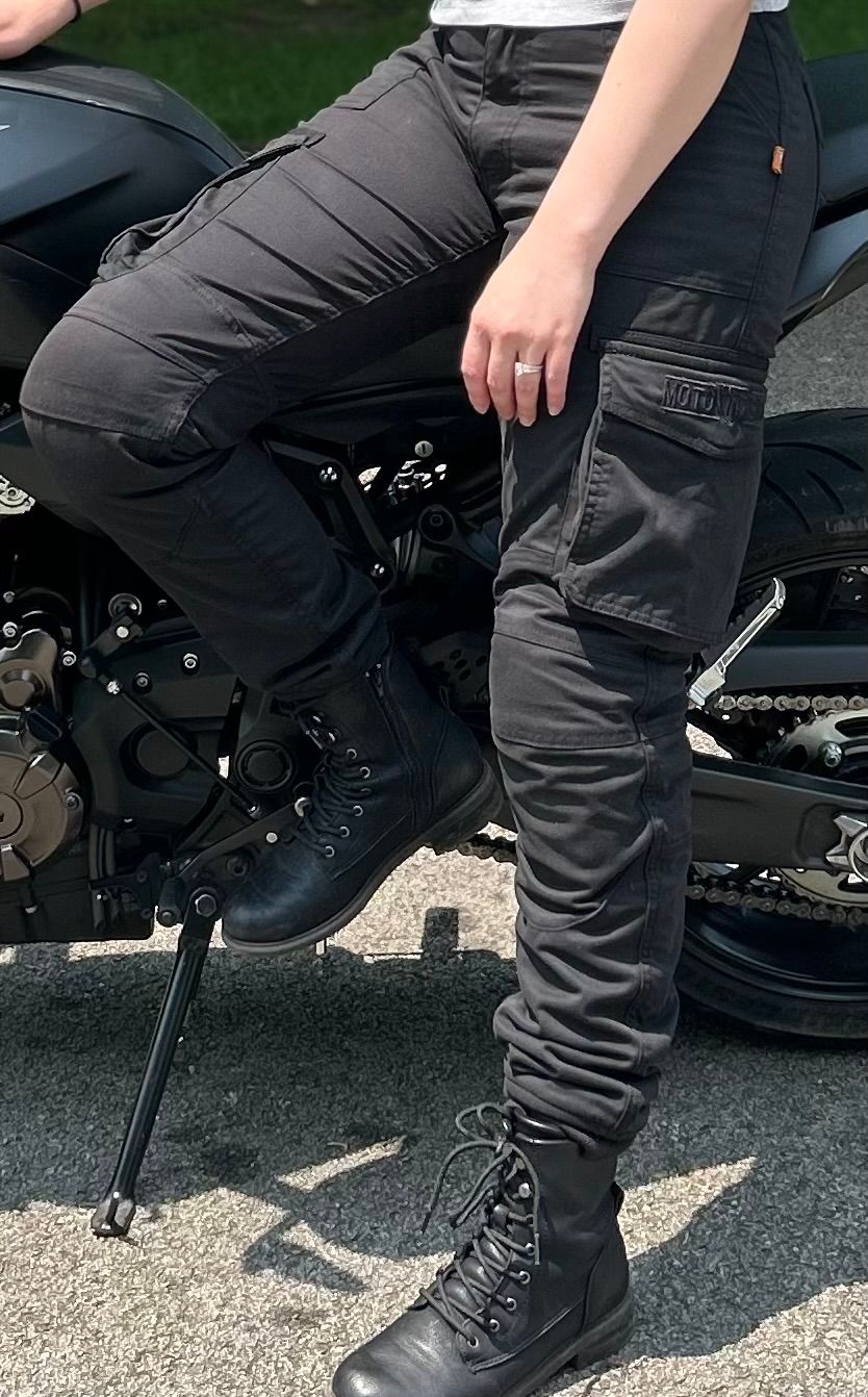 Lara Cargo Pants Black