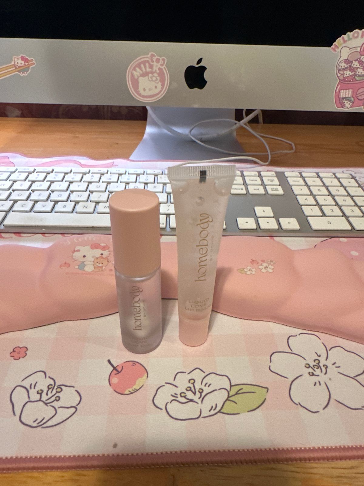 XTRiPX 2枚セット  raspberry on the Lips  他1枚 Raspberry Shortcake Bundle – Homebody by Uchis