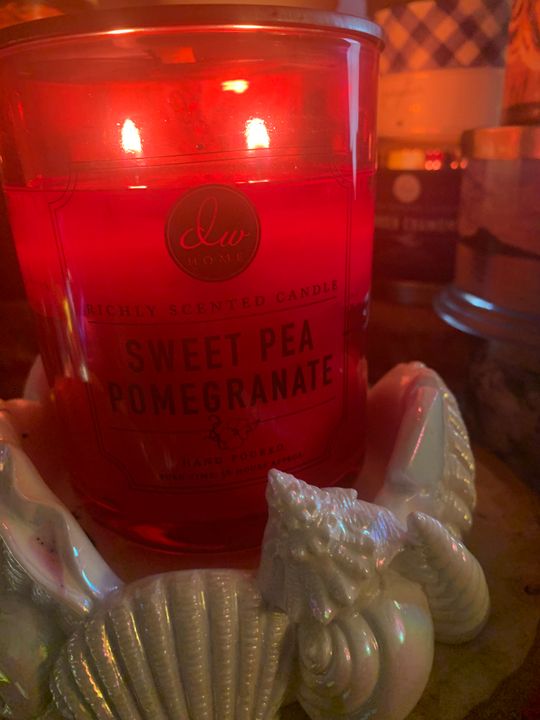 Sweet Pea Pomegranate DW Home Scented Candles DW4131/DW4138/DW4145