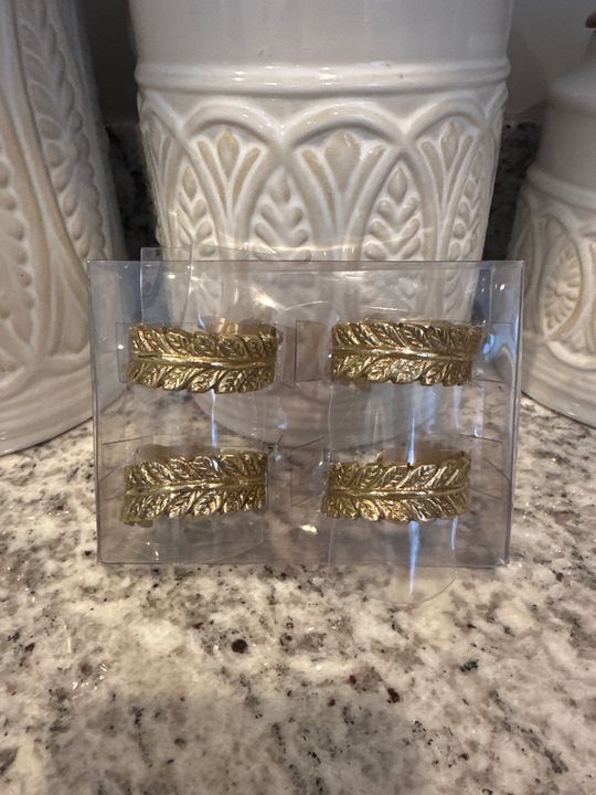 Botanical Brass Napkin Ring (Set of 4)