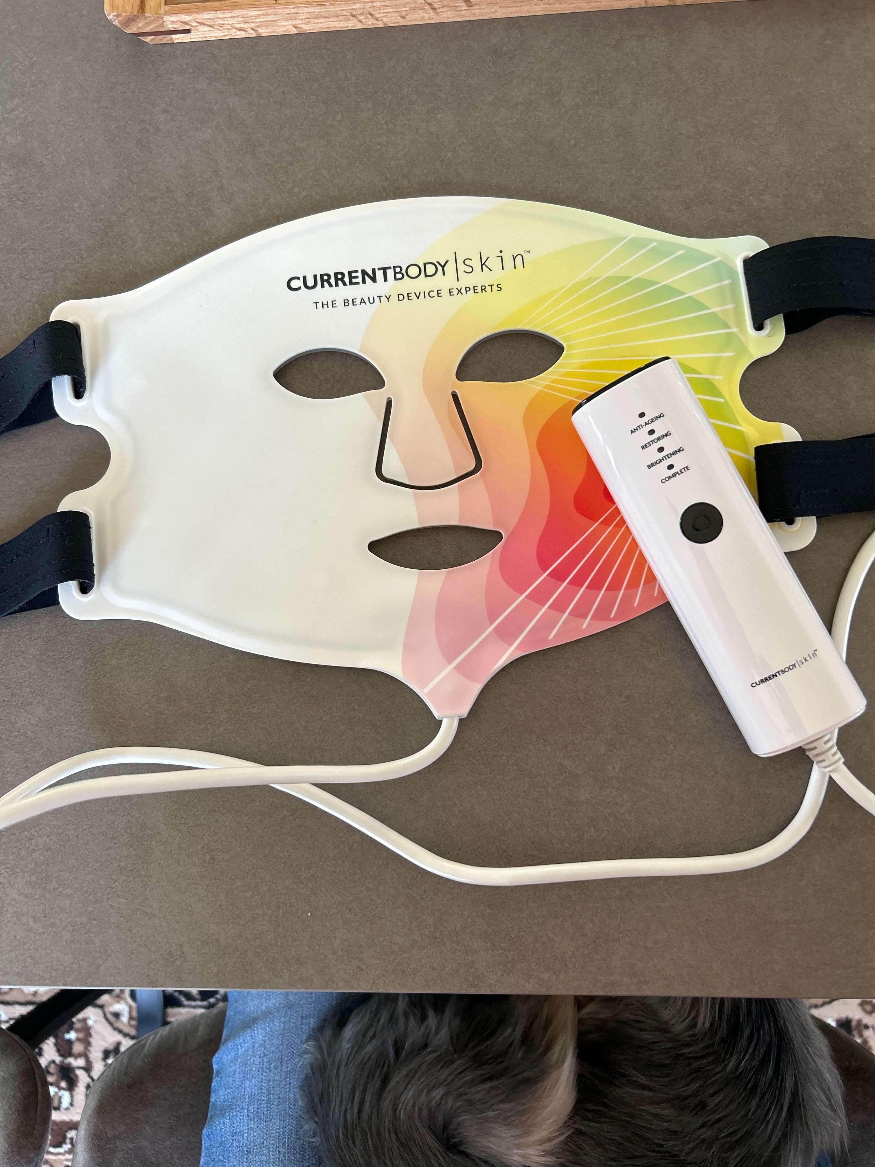 CurrentBody Skin LED 4イン1 マスク ｜LEDマスク | カレント