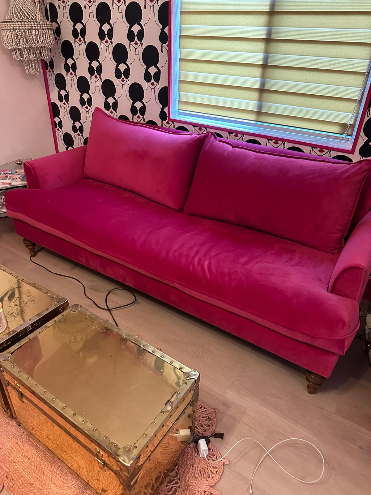 Saxon Loveseat Leg Finish Espresso / Size Loveseat 66"w Apt2B Apt2B