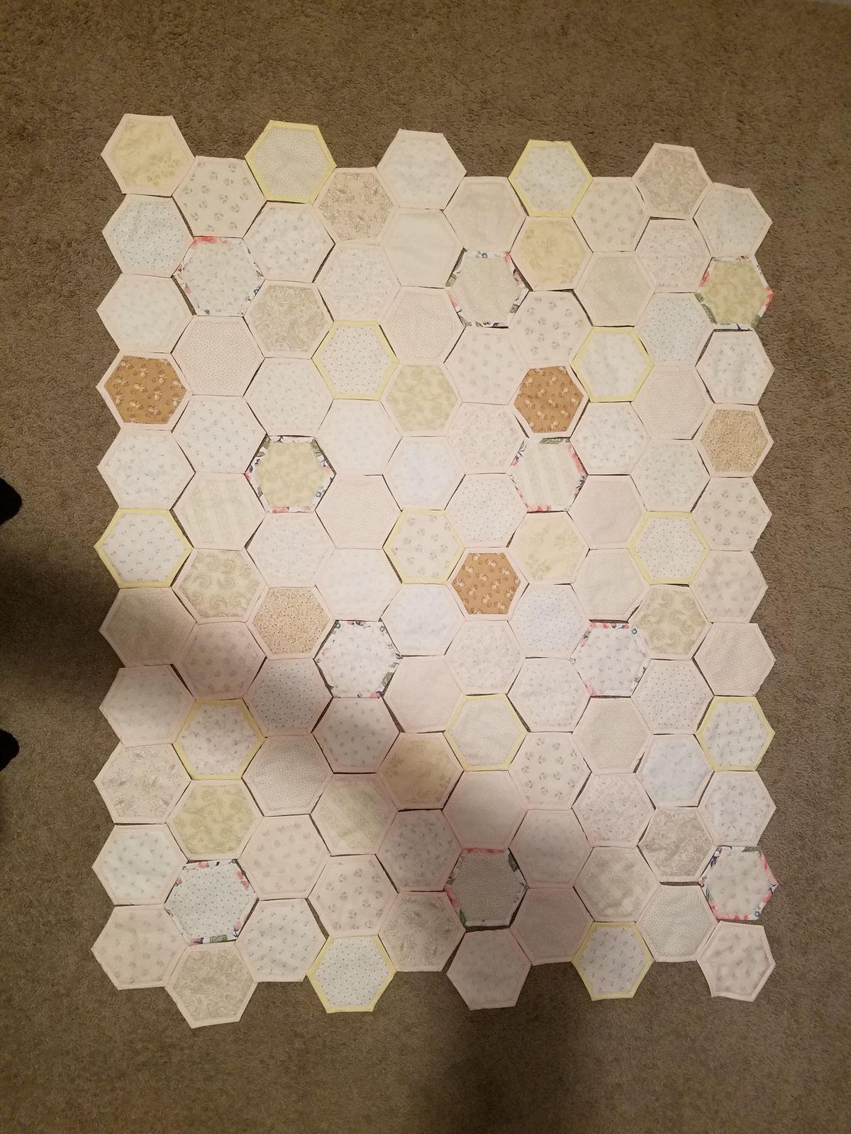 Missouri Star Quilt As You Go 2 1/2" Hexagon Precut Batting Shapes