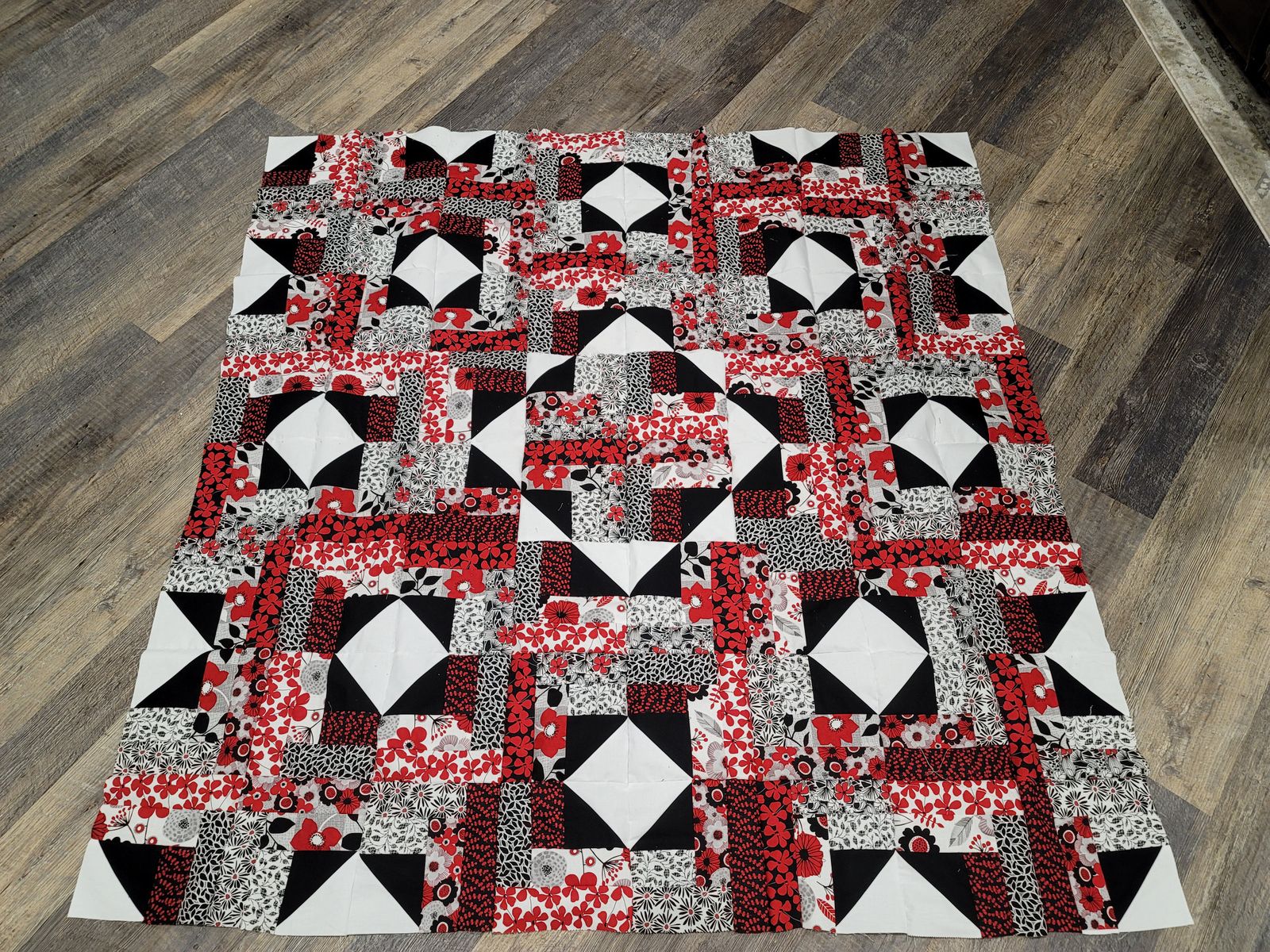 Digital Download Summer Camp Quilt Pattern by Missouri Star