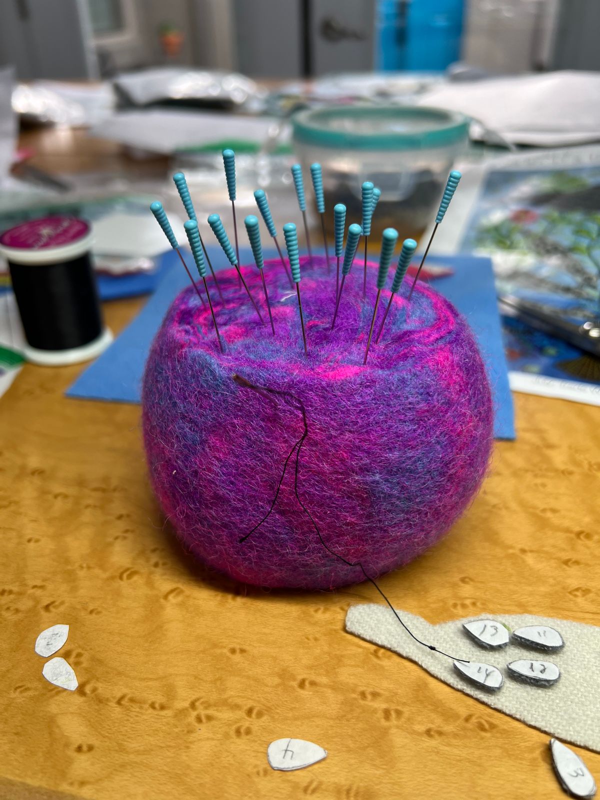 Magic Pins™ Quilting Fine Pins 100 count