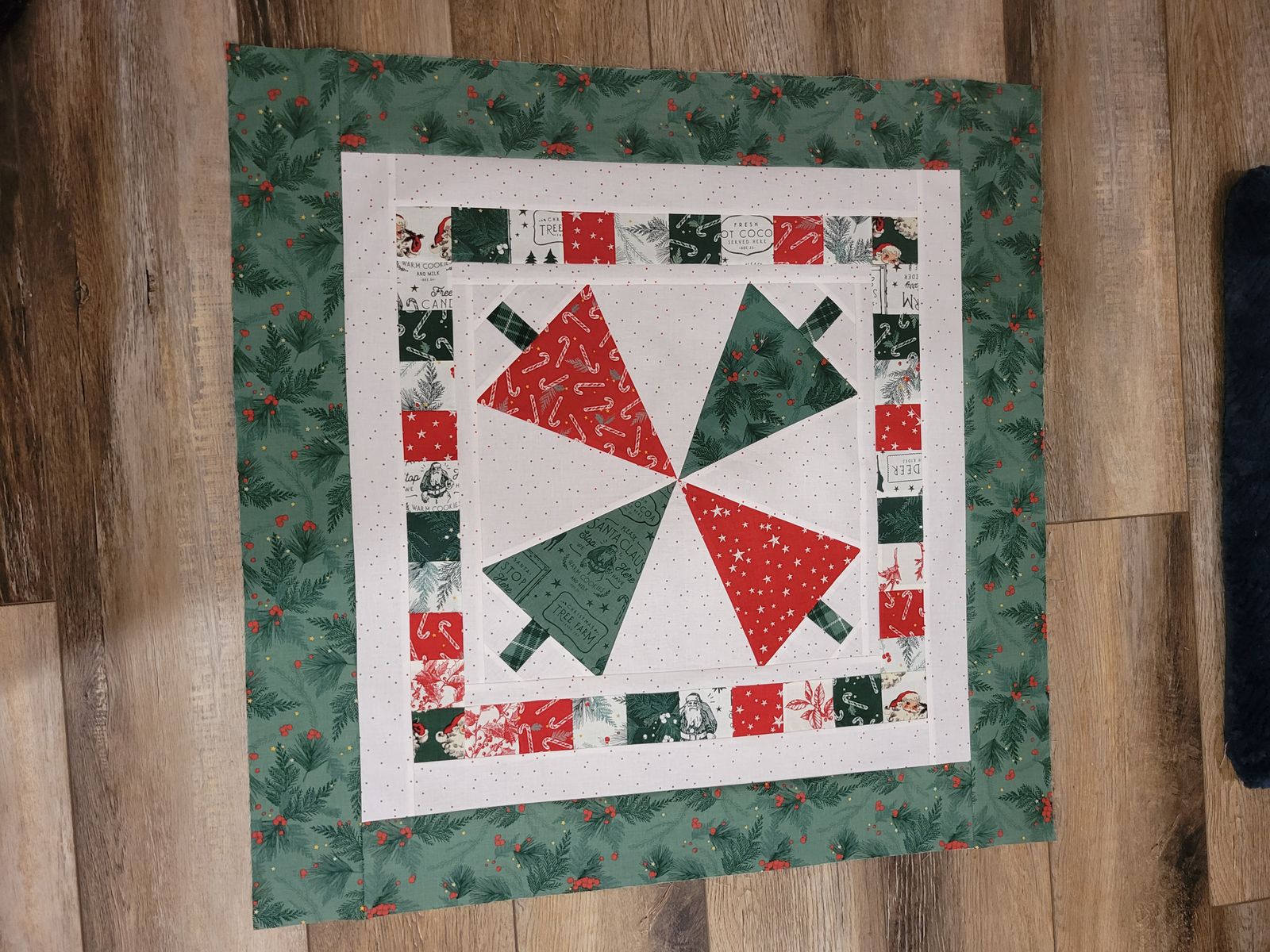 Digital Download - Tree Time Table Topper Pattern by Missouri Star