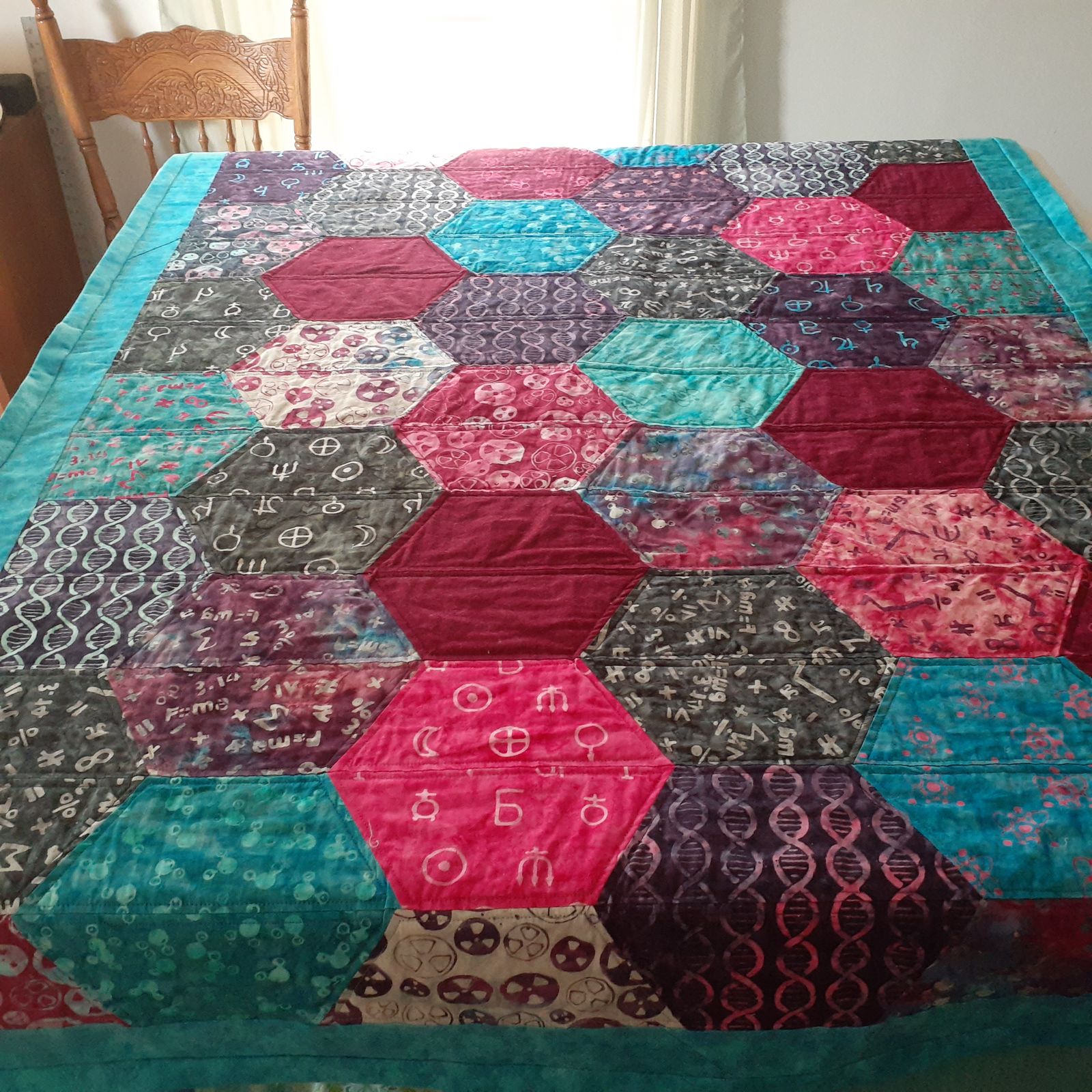 Digital Download Easy HalfHexagon Quilt Pattern by Missouri Star