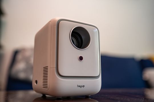 heyup Boxe Lite スマートプロジェクター　ホワイト Heyup Boxe Lite Projector - Heyup Tryouts - Heyup