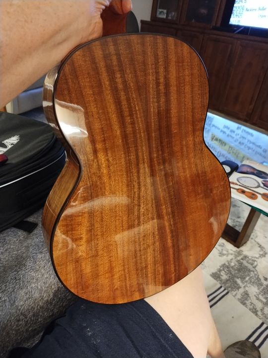 kayo【African Square】ナチュラルカッティングNO.5 Contour All Solid Gloss Acacia Baritone Ukulele w/ Bag