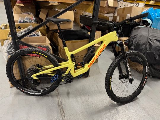 自転車本体 2024 SANTA CRUZ Bronson CC M size Buy 2024 Santa Cruz BRONSON GX AXS / Carbon CC