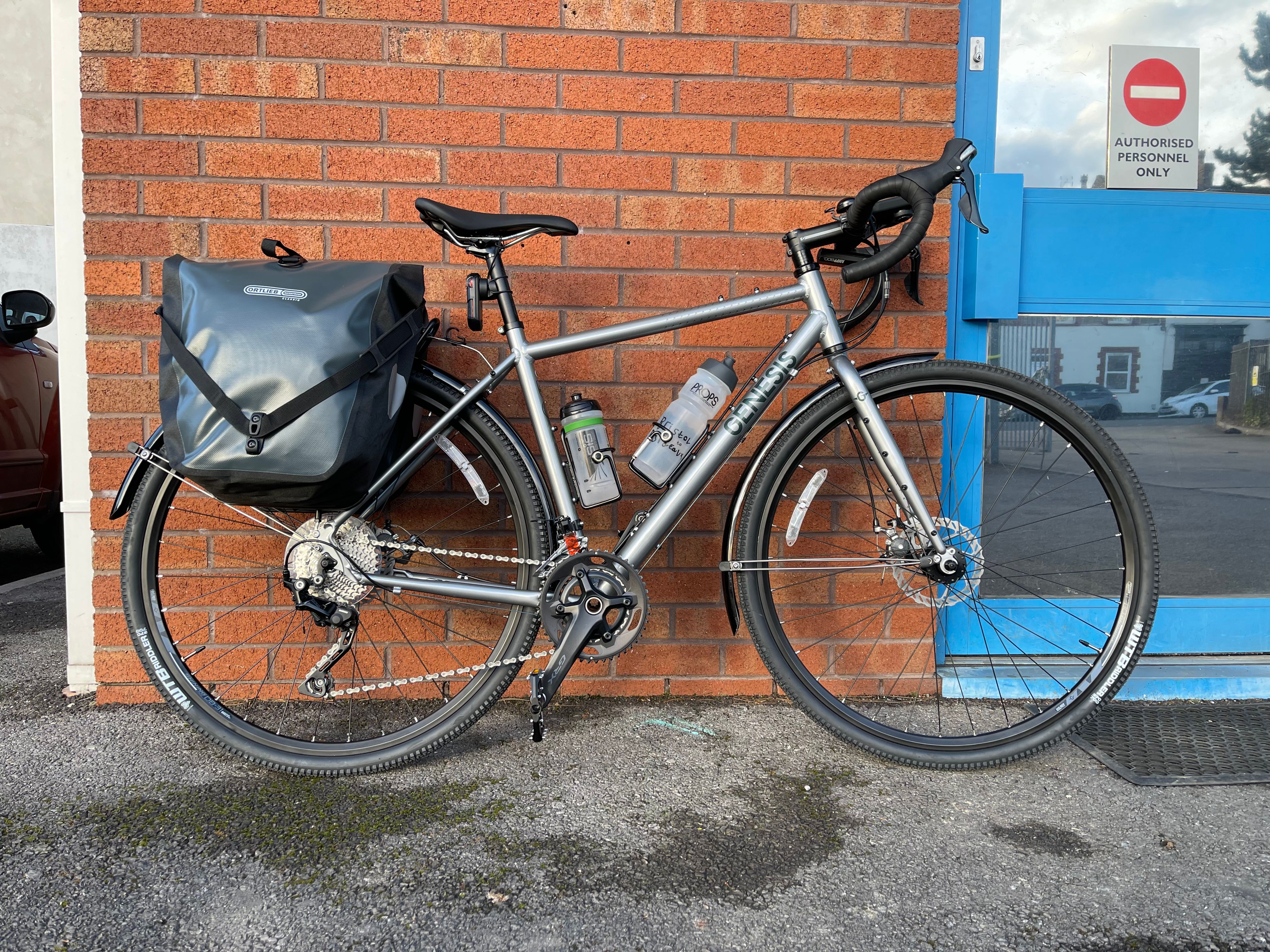 Vélo Genesis Cda 30 Genesis Cda 30 Gravel Bike Genesis Flyer