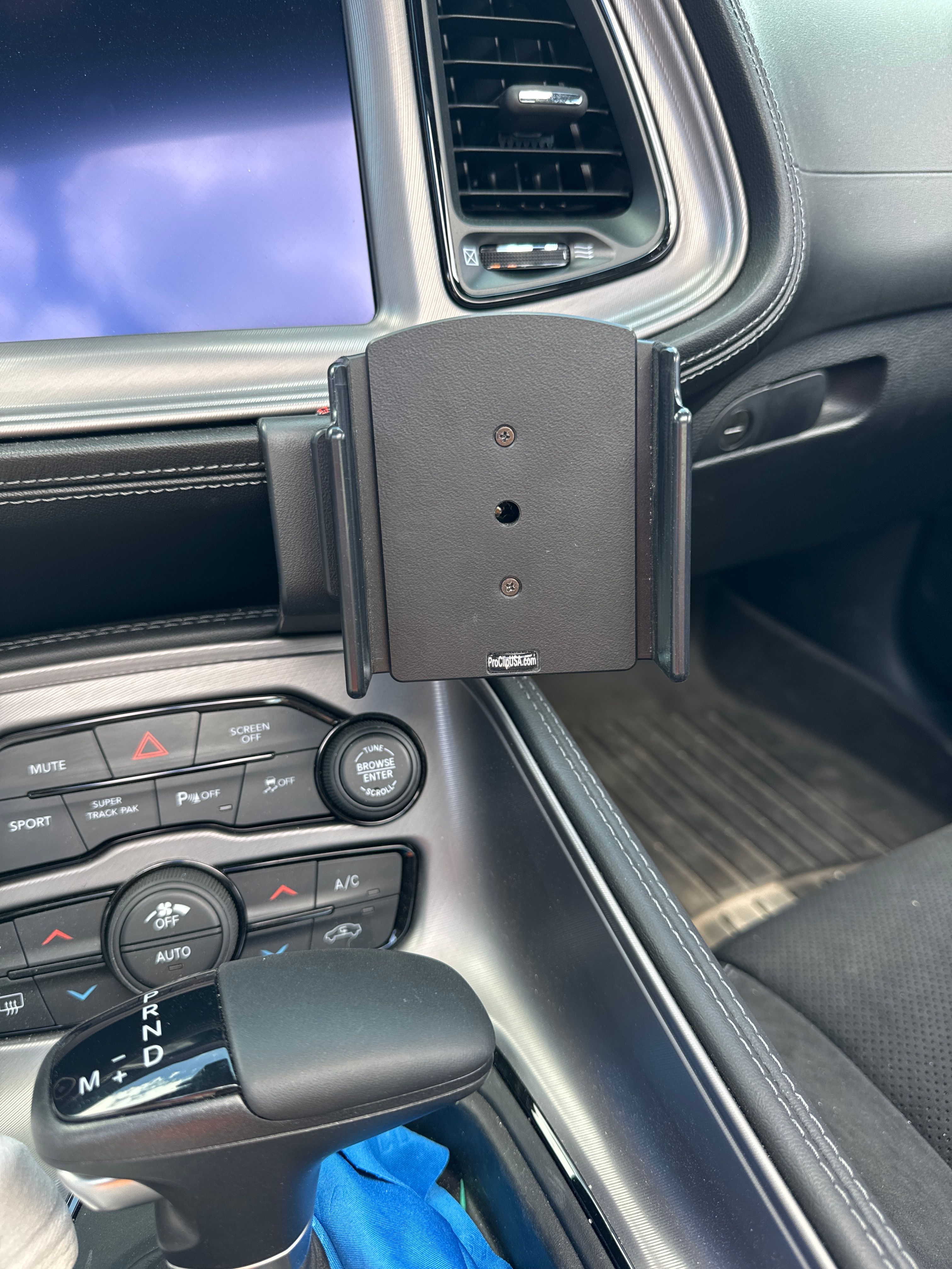 Car Phone Holder Challenger Proclip Corvette C7 Angled Dash