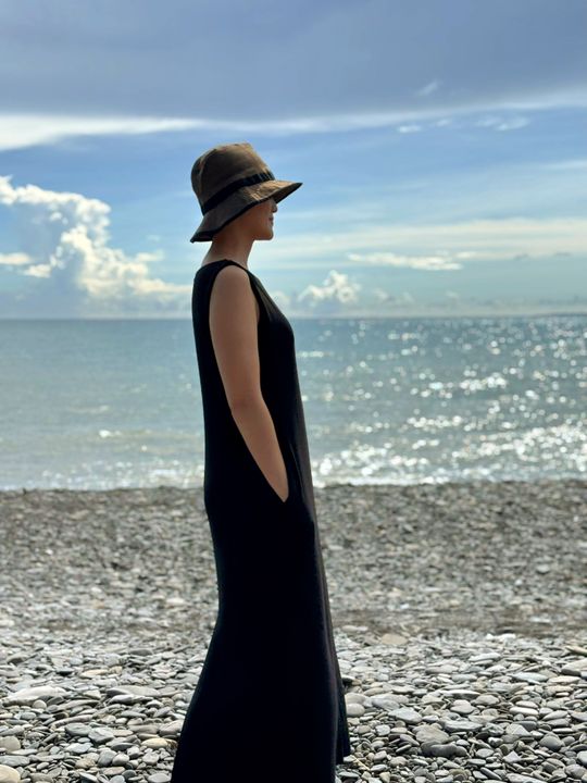 Ribbed Realness - Timeless Maxi Dress with Padded Design