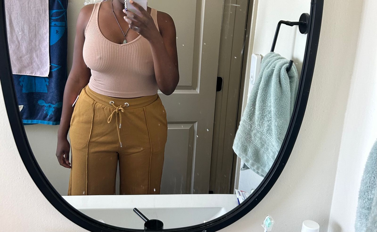 フリーピープル Free People Solid Rib Brami レディース シャツ トップス Moss Free People Solid Rib Brami Yoga Crop Top at EverydayYoga.com