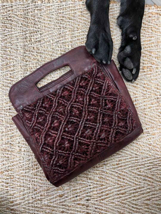 ★TOUT Y EST★ Tess Flap Crossbody OASBCB17_076 Discover the Elegance of Chloe Tess Bags: Top Picks for 2025
