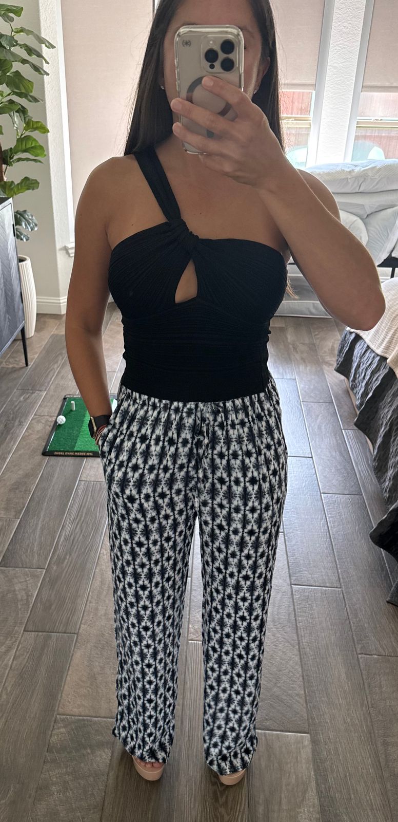 Black Checo Top – Easy Clothes North America