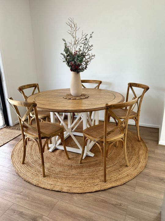 Sayulita Natural HandBraided Round Jute Rug