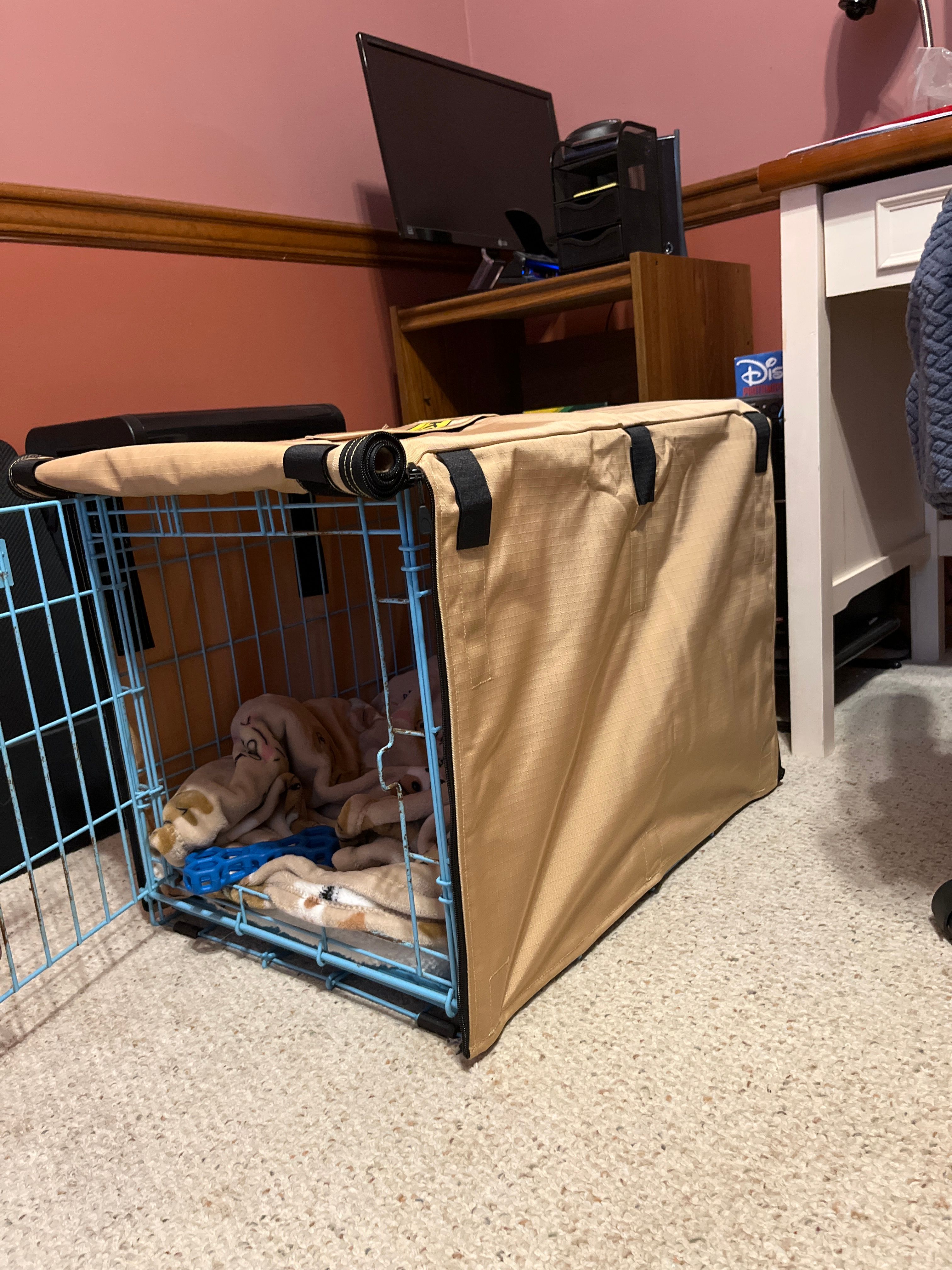 how to keep dog warm in crate