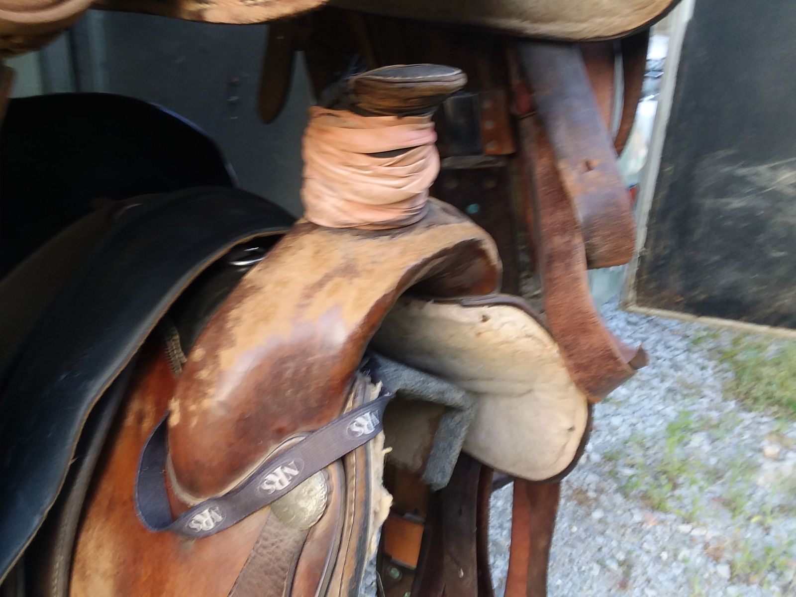 Open useruploaded photo and review in a modal