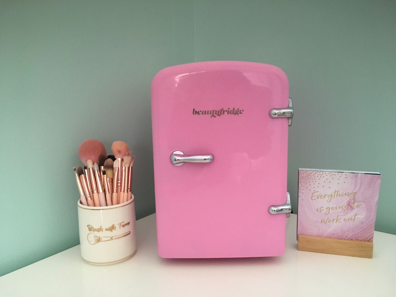 Shop The OG Cosmetics & Beauty Fridge™ Beauty Fridge USA