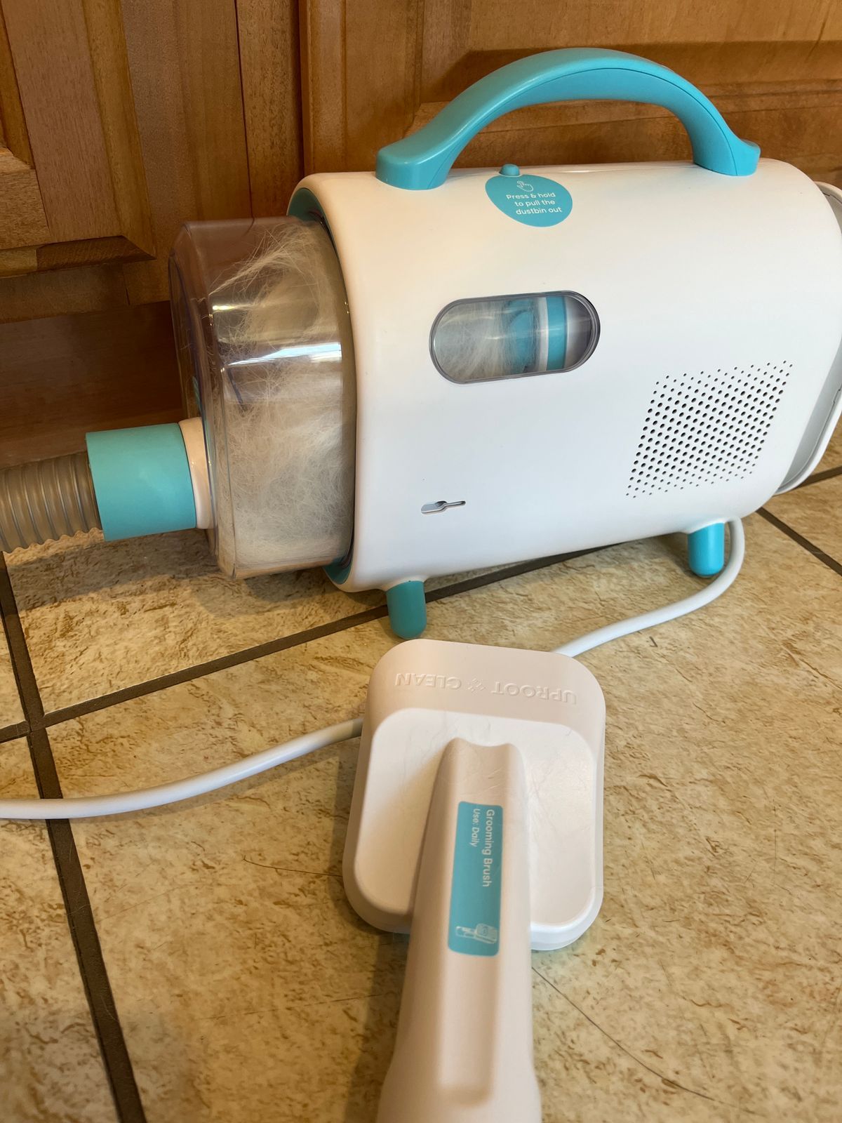Cat Grooming Vacuum Uproot Clean Pet Groomer Vacuum Kit 7-in-1 - Low Noise, HEPA Filter, Attachments For Brushing, Drying & Deshedding Pet Hair Vacuum