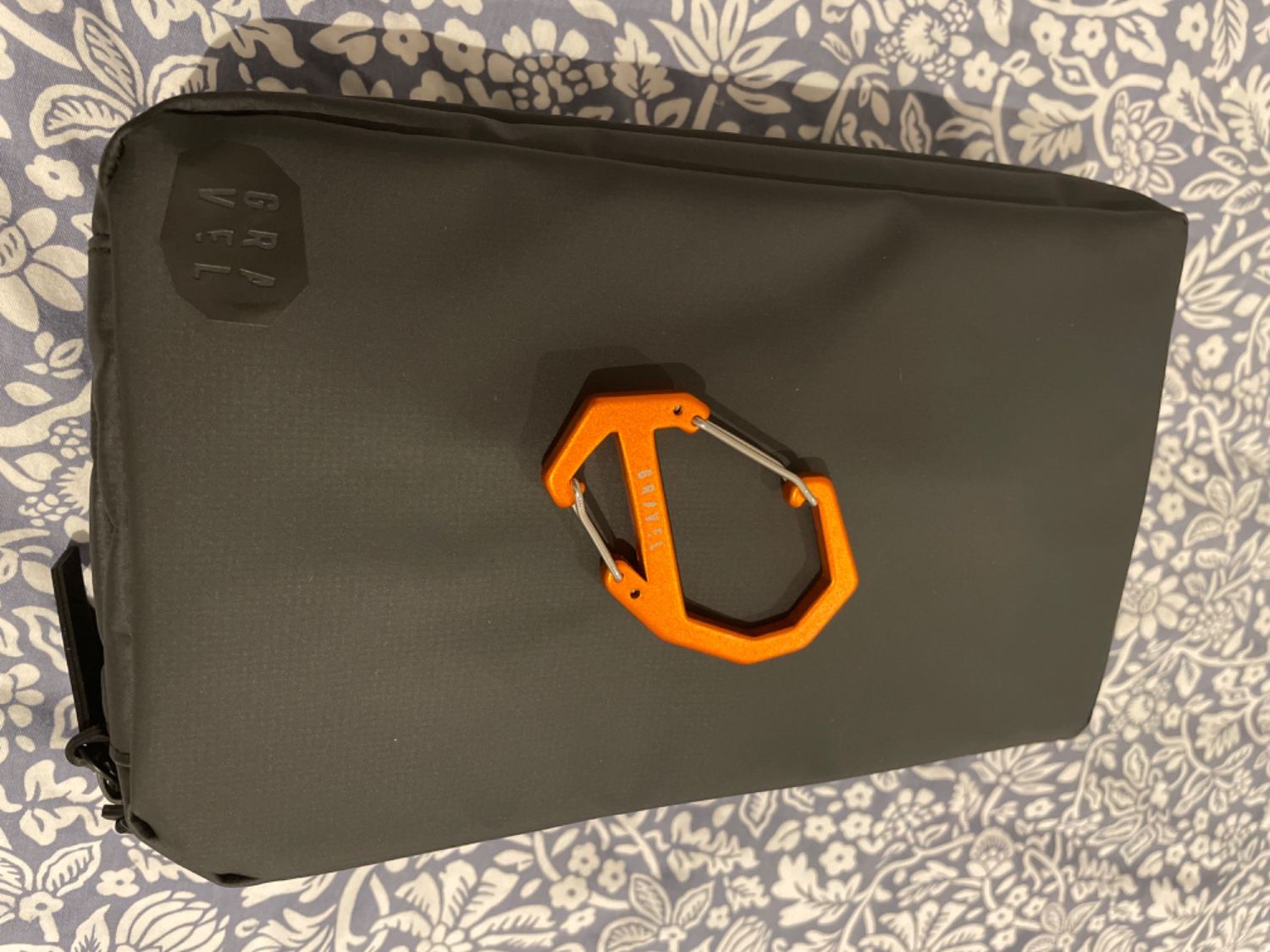 Double Gated Carabiner | Gray | Gravel
