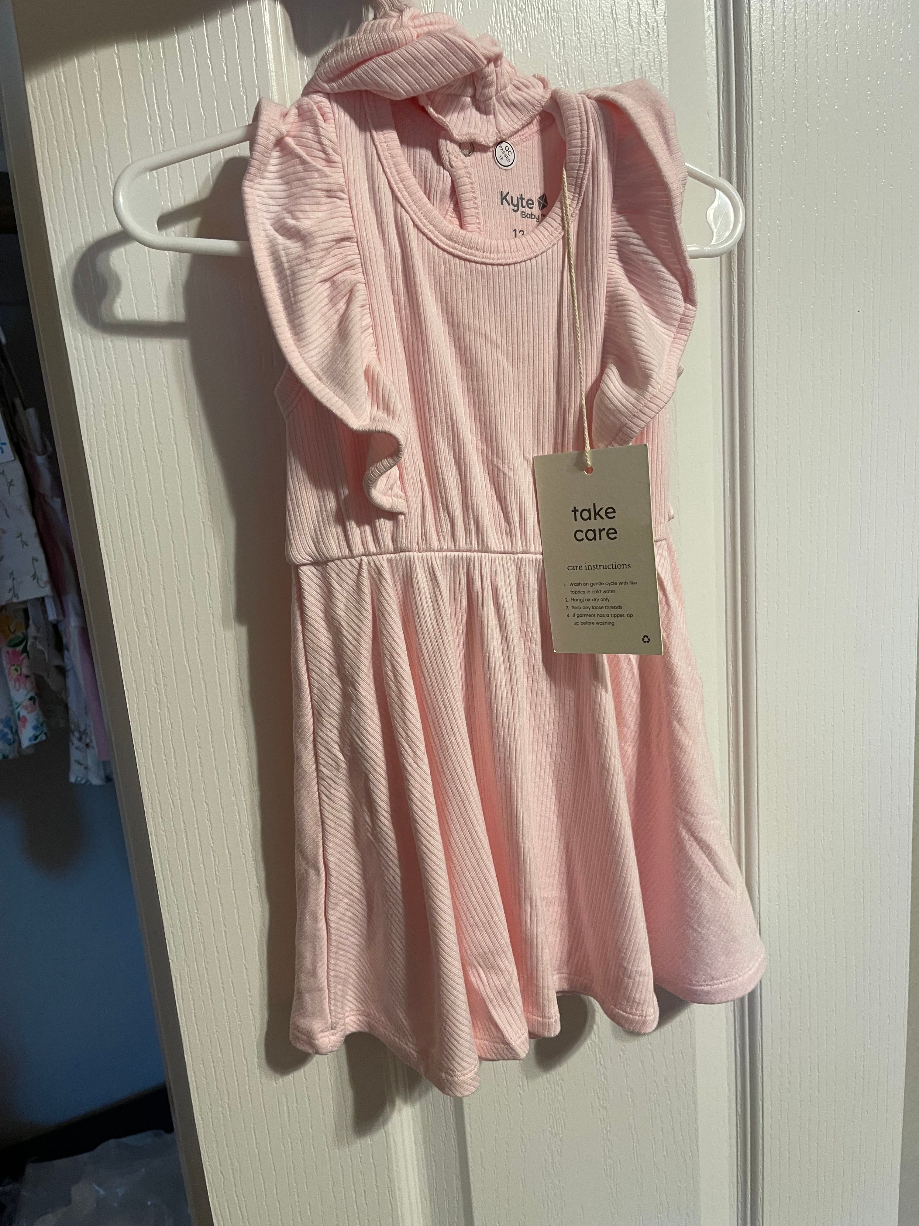 Ribbed Peplum Dress Set in Sakura