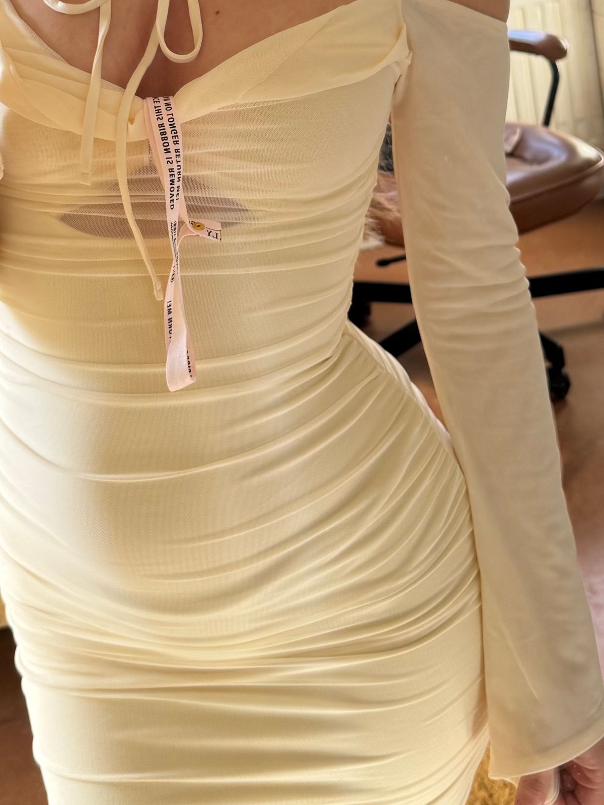 ◆ojos◆ ie Fluid Longsleeve Dress 01 Ivory 24HSi:e-OP01-IV OJOS i:e Fluid Longsleeve Dress 01 – DALAC SEOUL