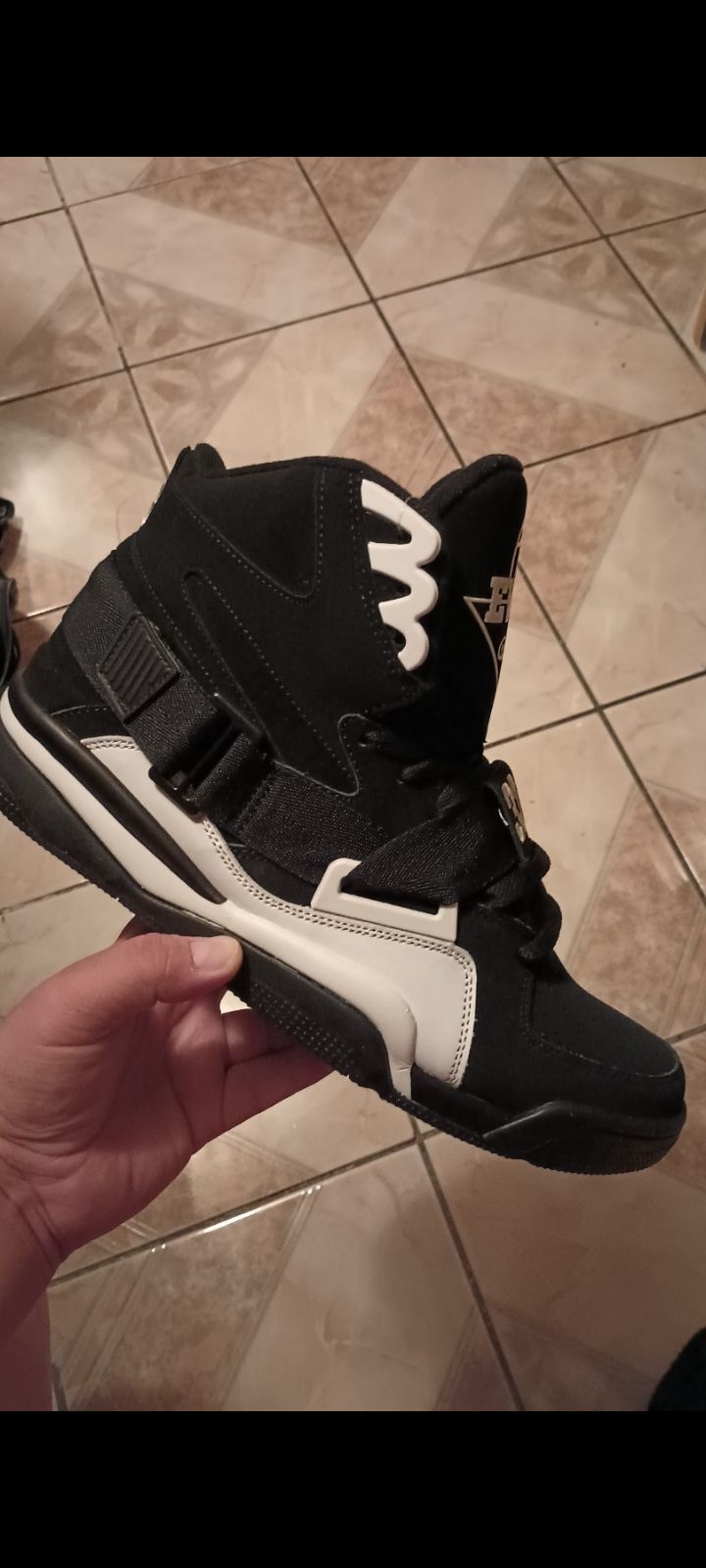 The Concept Shoe | Black And White – Ewing Athletics