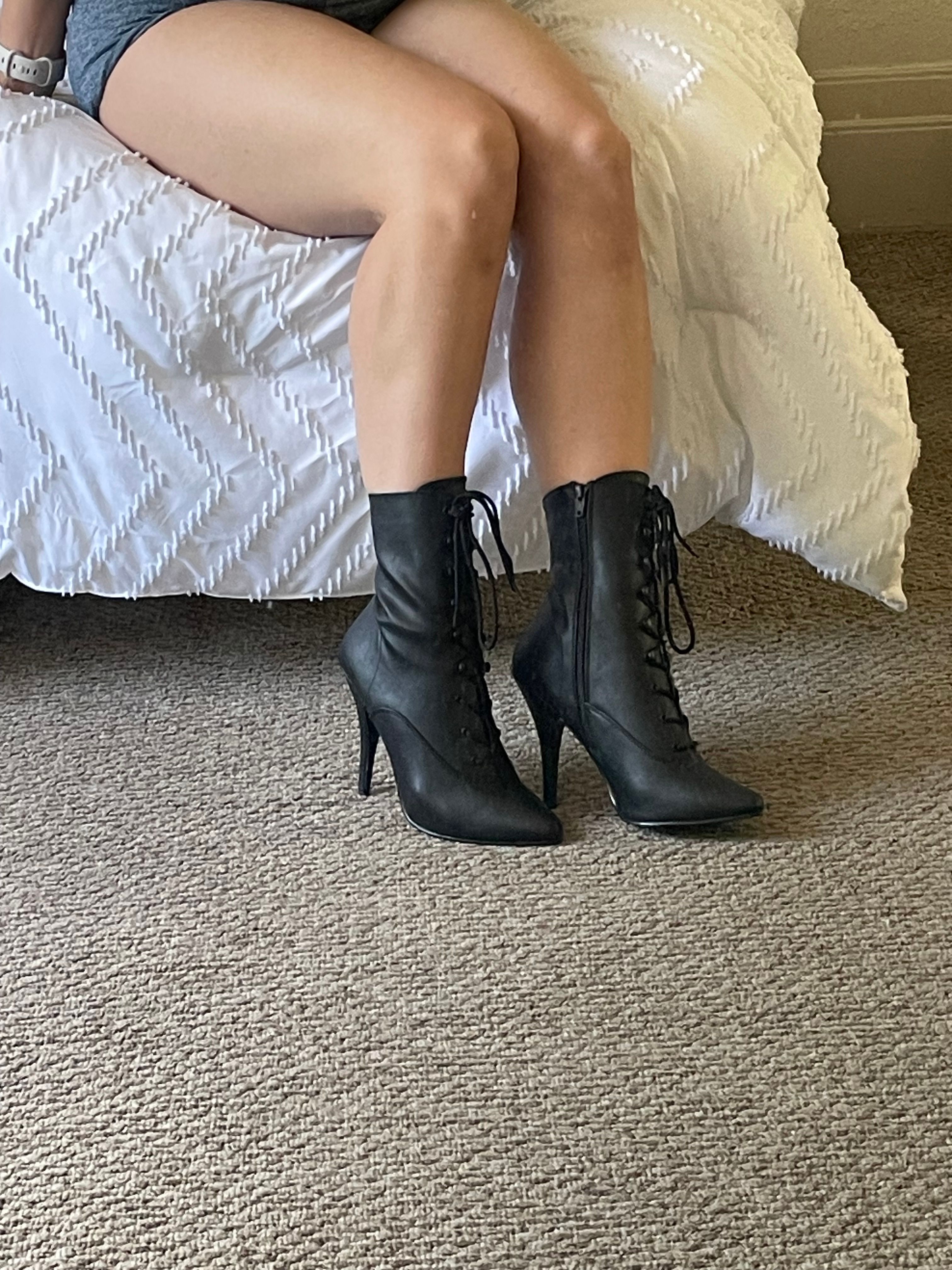 Pleaser Seduce-1020 in Black Vegan Leather – Pleaser Shoes