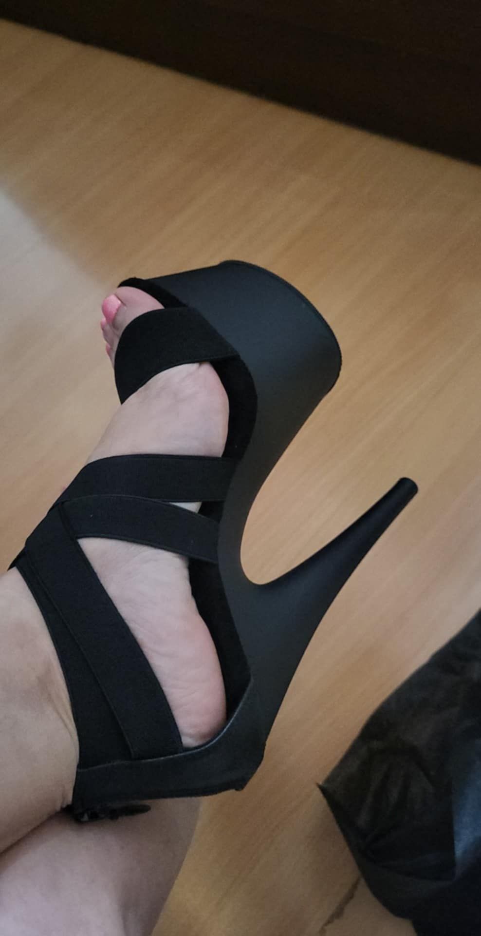 モカ Pleaser Adore-769 in Black Vegan Leather/Black – Pleaser Shoes
