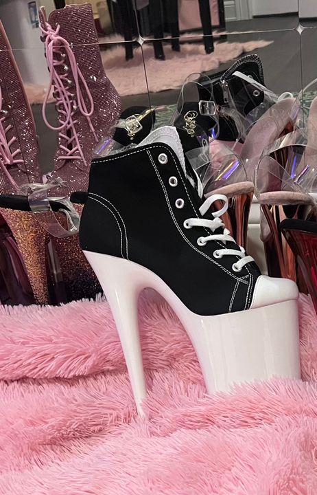 Pleaser Flamingo-800SK-02 in Black/White – Pleaser Shoes