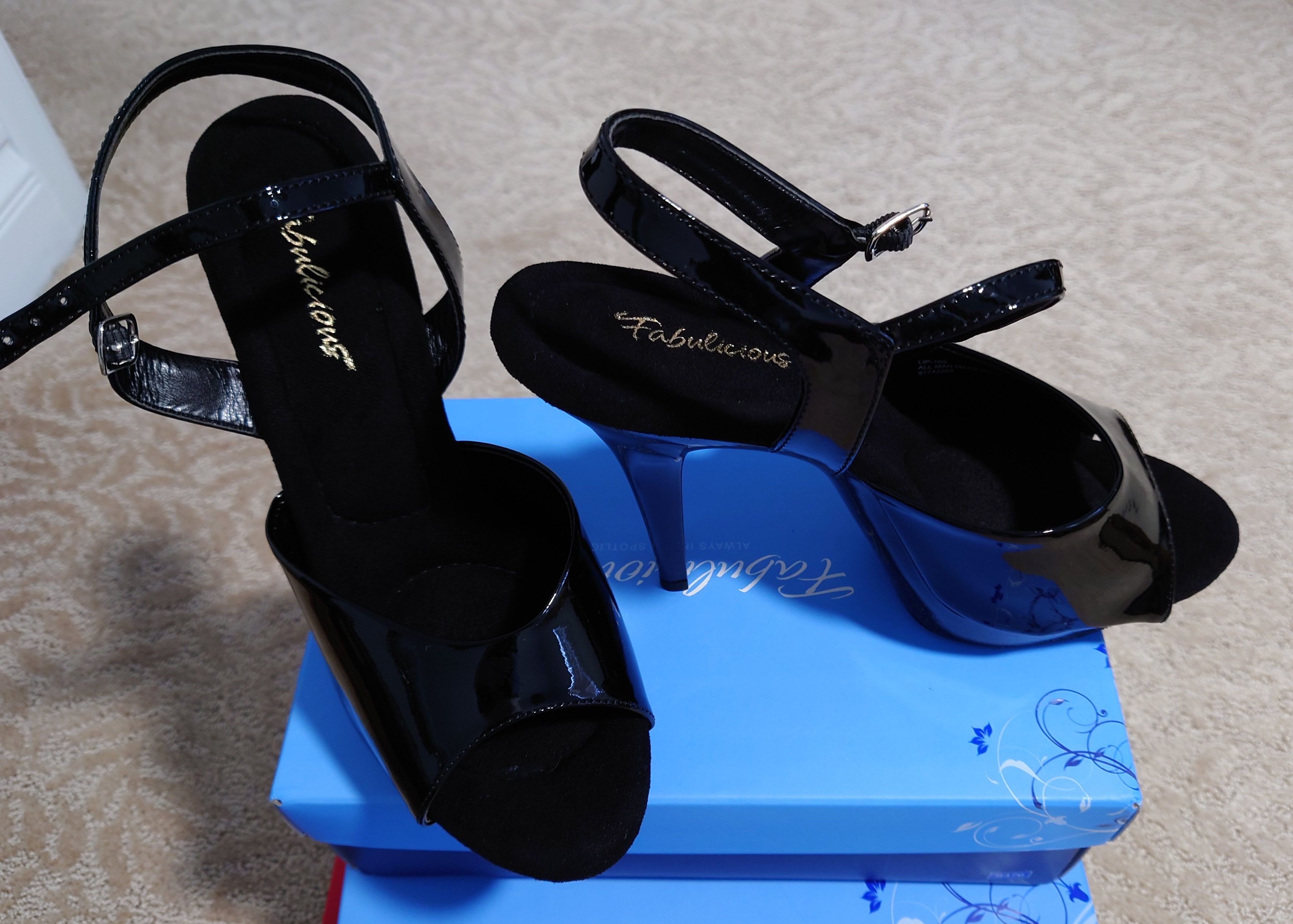 Fabulicious 大会用高ヒール Fabulicious Lip-109 in Black – Pleaser Shoes